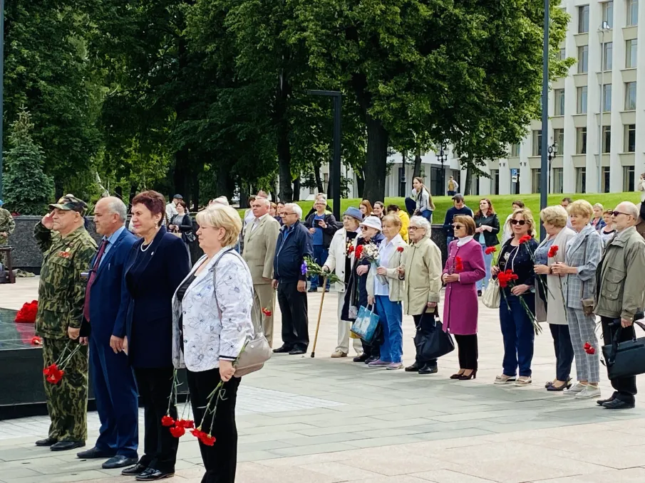 Сегодня,  Совет ветеранов Нижегородской области совместно с Советом ветеранов города Нижнего Новгорода принял участие в торжественном митинге, посвященном Дню Памяти и Скорби.
