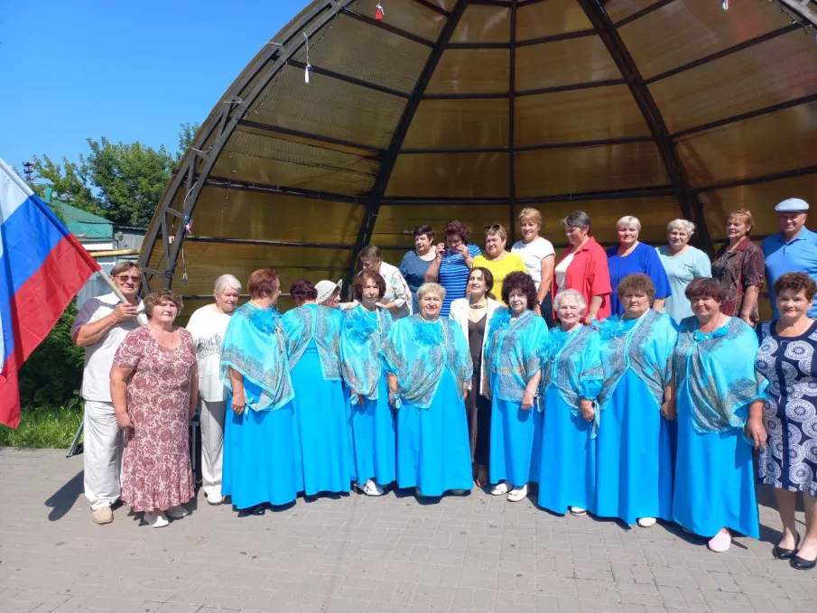 28 июля 2025 года почитатели творчества нижегородского поэта  И.М.Рогова традиционно, в день его рождения, собрались в сквере "Первомайский», в п. Сосновском.