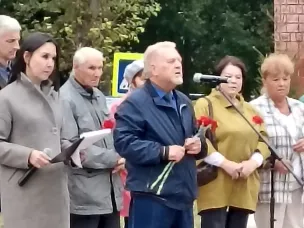 На митинг, посвящённый Дню cолидарности в борьбе с терроризмом, павловчане собрались 3 сентября у памятника защитникам Отечества.