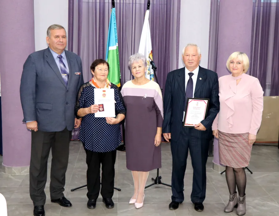 07 октября 2022 года Председатель областного Совета ветеранов Захаров Андрей Валентинович посетил с рабочим визитом р.п. Сокольское и принял участие в праздничном мероприятии, посвященном 35-летию Сокольского районного Совета ветеранов.