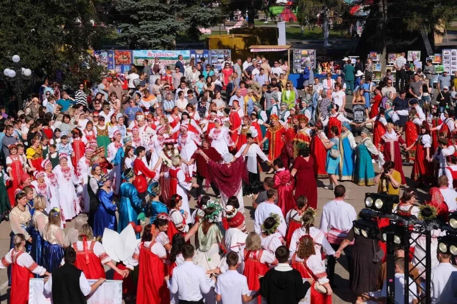 Бутурлинскому муниципальному округу-95 лет!