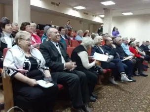 Центральная городская библиотека имени Максима Горького города Арзамаса в очередной раз широко открыла свои двери для ВЕТЕРАНОВ города.