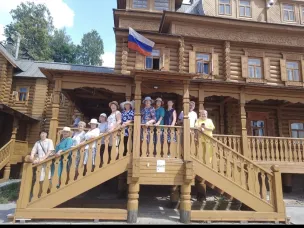 Социальный туризм…4 июля группа краснобаковских ветеранов посетили. чудесный «Город мастеров», во время путешествия в  Городец.