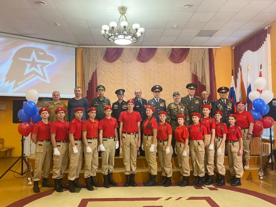 3 ноября 2022 года в Богородском муниципальном округе отряд юнармейцев пополнился новым составом учащихся школы номер семь.