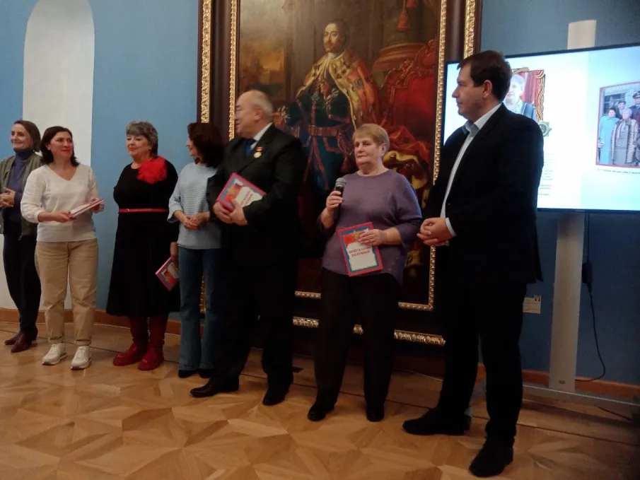 16.12.2024 в г. Выкса состоялась Презентация книги о заслуженных ветеранах.