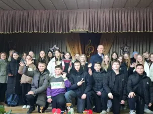 Из Вознесенска в Санкт-Петербург.