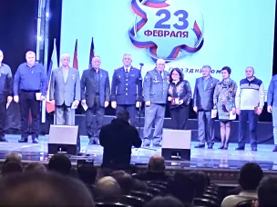 В преддверии Дня Защитника Отечества в ДК Лепсе г. Выкса состоялось торжественное мероприятие по награждению ветеранов-выксунцев за преданное служение Родине,