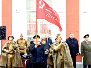 Сегодня, 24 октября 2022 года со станции Нижний Новгород-Московский Горьковской железной дороги в Казань отправился мемориальный состав «Поезд Победы», посвященный празднованию 80-летию Волжской рокады (железнодорожной линии Свияжск- Сталинград).