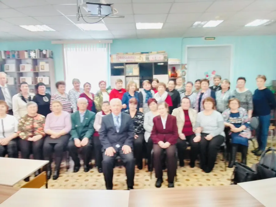 24 декабря в Ковернино в здании районной библиотеки состоялся отчёт президиума Совета ветеранов за 2021 год и смотр конкурс первичных организаций.