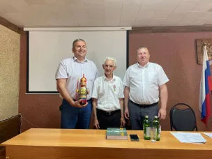 11 июня прошла отчетно перевыборная конференция Нижегородской областной  общественной организации ветеранов (пенсионеров) войны, труда, Вооруженных Сил и правоохранительных органов в Вознесенском районе.